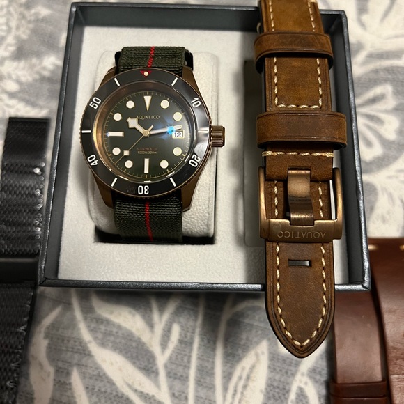 AQUATICO BRONZE SEA STAR MILITARY GREEN DIAL WATCH - Picture 1 of 11